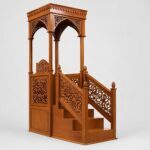 El İşçiliği Ahşap Cami Minberi – Oyma Motifli Geleneksel Cami – özel üretim ahşap ürün detay görünümü 1