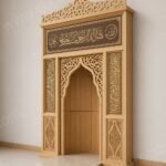 Açık Renkli Taçlı Cami Mihrabı – özel üretim ahşap ürün detay görünümü 2