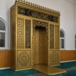 Altın Yaldızlı Ahşap Cami Mihrabı – dekoratif ahşap tavan kaplama detay görünümü 5