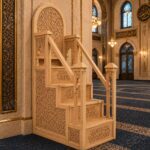 Motifli Ahşap Cami Kürsüsü ve Minberi – özel üretim ahşap ürün detay görünümü 4